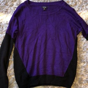 Women’s long sleeve top